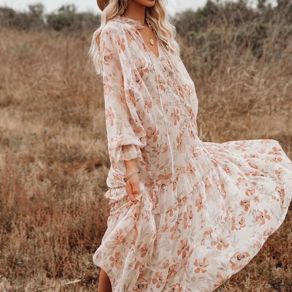 VICI FROLIC FLORAL TIERED BOHO DRESS